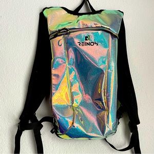 Holographic Reinos hydration bag